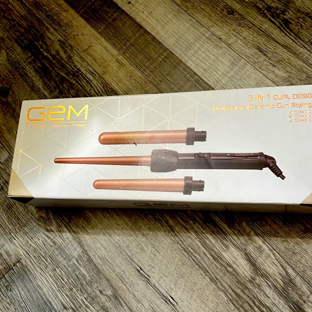 3 in 1 curl styling iron.